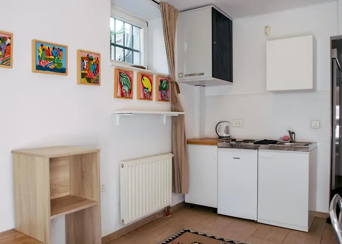 Budget Dbl Free Breakfast *